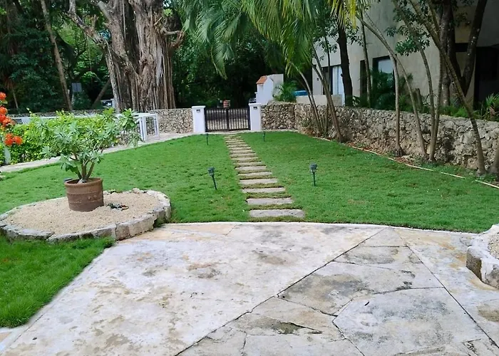 Luxury Playacar - Walk To & 5th Ave *